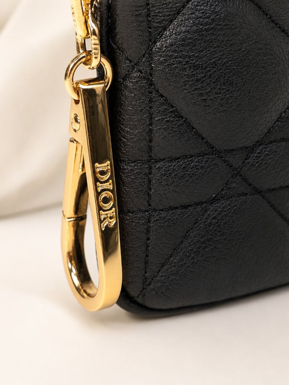 Dior Black Quilted Leather Zip Card Holder / Coin Pouch w Gold DIOR Hardware - Picture 4 of 7
